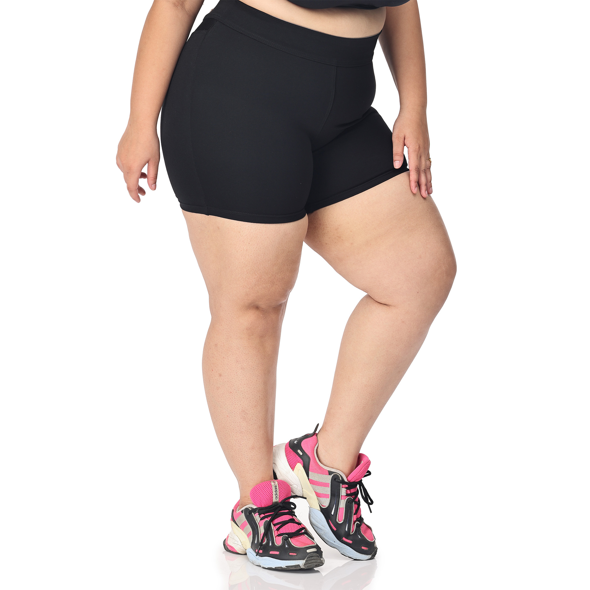 Black shorts for women – Active shape wear - 2 back pockets